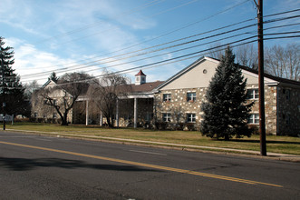 Osborne House in Hatboro, PA - Building Photo - Building Photo