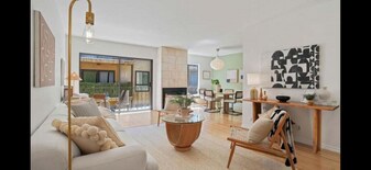 1730 Camino Palmero St, Unit Unit 317 in Los Angeles, CA - Building Photo