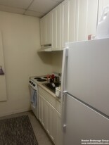 857 Beacon St in Boston, MA - Building Photo