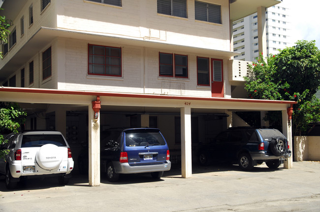 424 Launiu St in Honolulu, HI - Foto de edificio - Building Photo