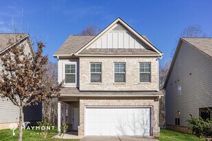 465 Kirkland Dr in Locust Grove, GA - Building Photo