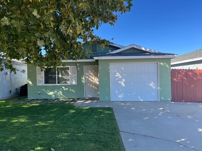 property at 1113 Cherry Ln