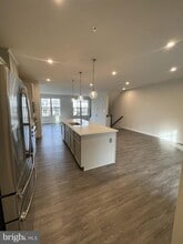 8715 Shady Pines Dr in Frederick, MD - Building Photo - Building Photo