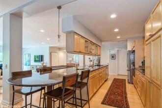 1421 Sherman Ave in Evanston, IL - Building Photo - Building Photo