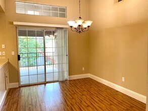 8153 N Cedar Ave in Fresno, CA - Building Photo - Building Photo