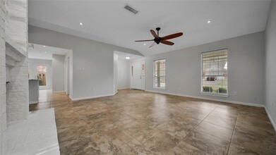 91 W Indian Sage Cir in Spring, TX - Building Photo - Building Photo