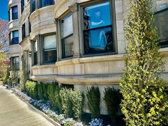 property at 1 Winchester St