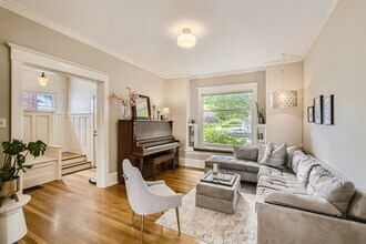 1917 4th Ave W in Seattle, WA - Building Photo - Building Photo
