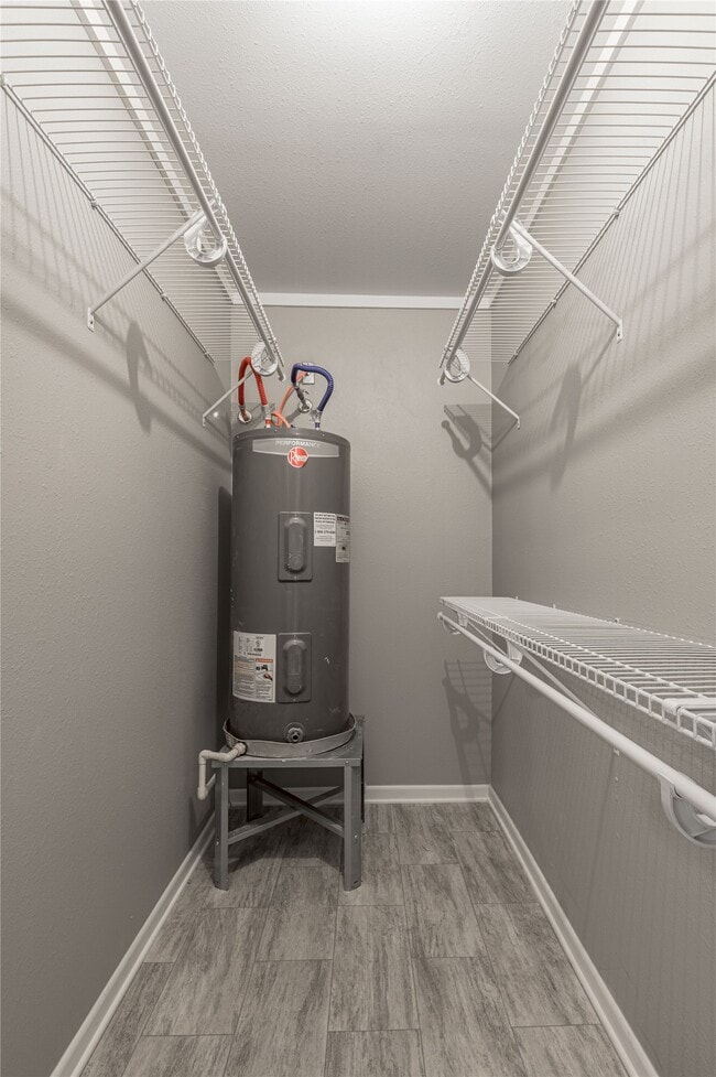 2809 Sam Houston Ave