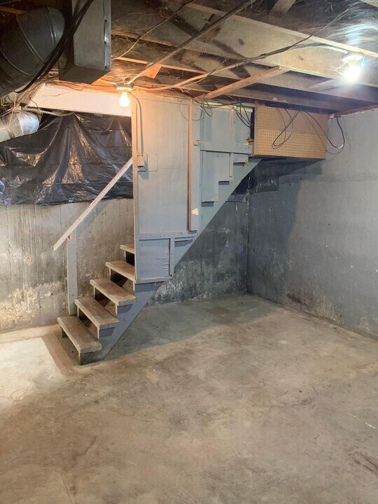 1205-1207 MacArthur Cir in Evansville, IN - Building Photo