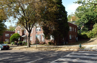 4021-4023 Beecher St NW in Washington, DC - Building Photo - Building Photo