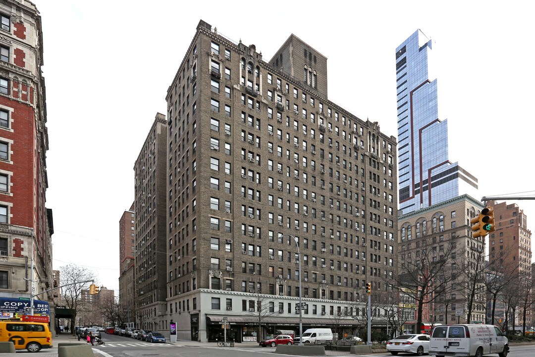 Walter Arms Apartments in New York, NY - Building Photo