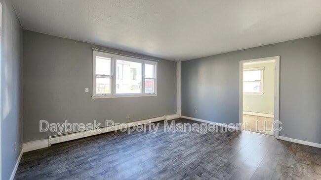 811 7th Ave N in Fargo, ND - Building Photo - Building Photo