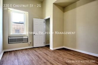 220 E Chestnut St in Coatesville, PA - Building Photo - Building Photo