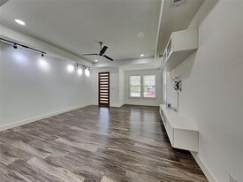 1920 Carver Ave in Fort Worth, TX - Building Photo