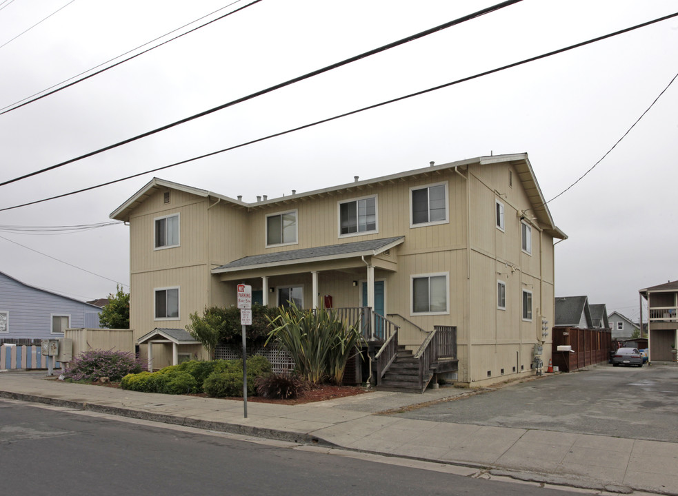 221-223 Ford St in Watsonville, CA - Building Photo