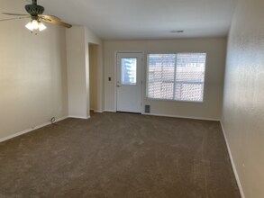 4523 China Rose Cir in Reno, NV - Foto de edificio - Building Photo