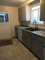 114 W Northshore Dr in Moses Lake, WA - Building Photo