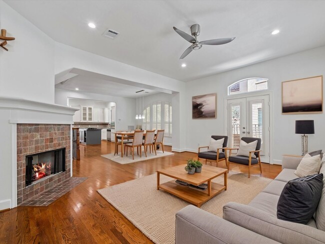 588 Bomar St in Houston, TX - Building Photo - Building Photo