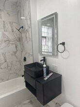 6716 S Indiana Ave in Chicago, IL - Building Photo - Building Photo