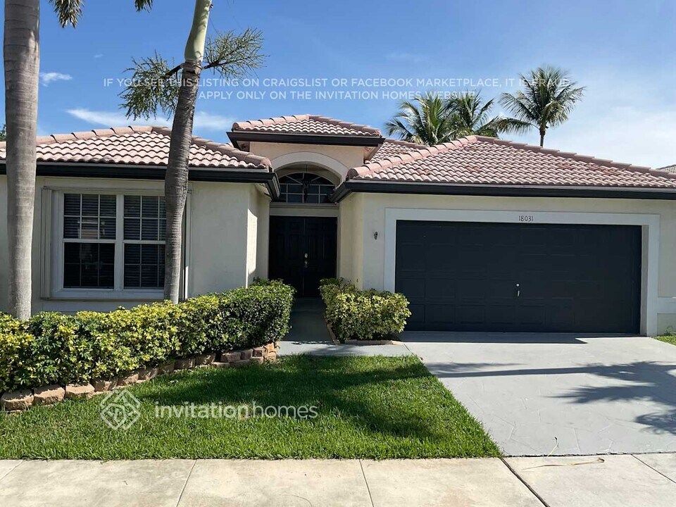 18031 SW 18th St in Miramar, FL - Building Photo