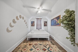 84 W 42nd St in Bayonne, NJ - Building Photo - Building Photo