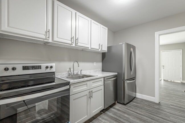 property at 5107 Sunbeam Ave