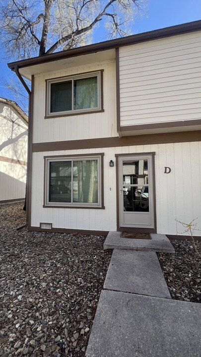 725 Alexander Rd, Unit D in Colorado Springs, CO - Building Photo
