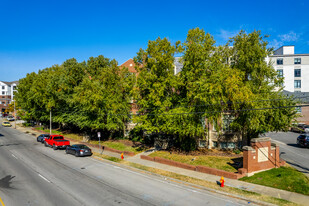 The Row at Thirty First in Nashville, TN - Building Photo - Building Photo