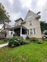 183 Harvard St in Rochester, NY - Building Photo