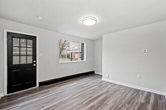 1721 Mt Joseph St in Pittsburgh, PA - Building Photo - Building Photo