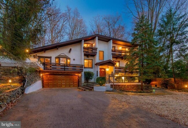 property at 707 Schindler Dr