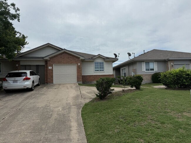 property at 2817 Southampton Way
