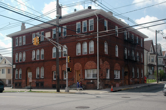 354-356 Getty Ave in Paterson, NJ - Building Photo - Building Photo