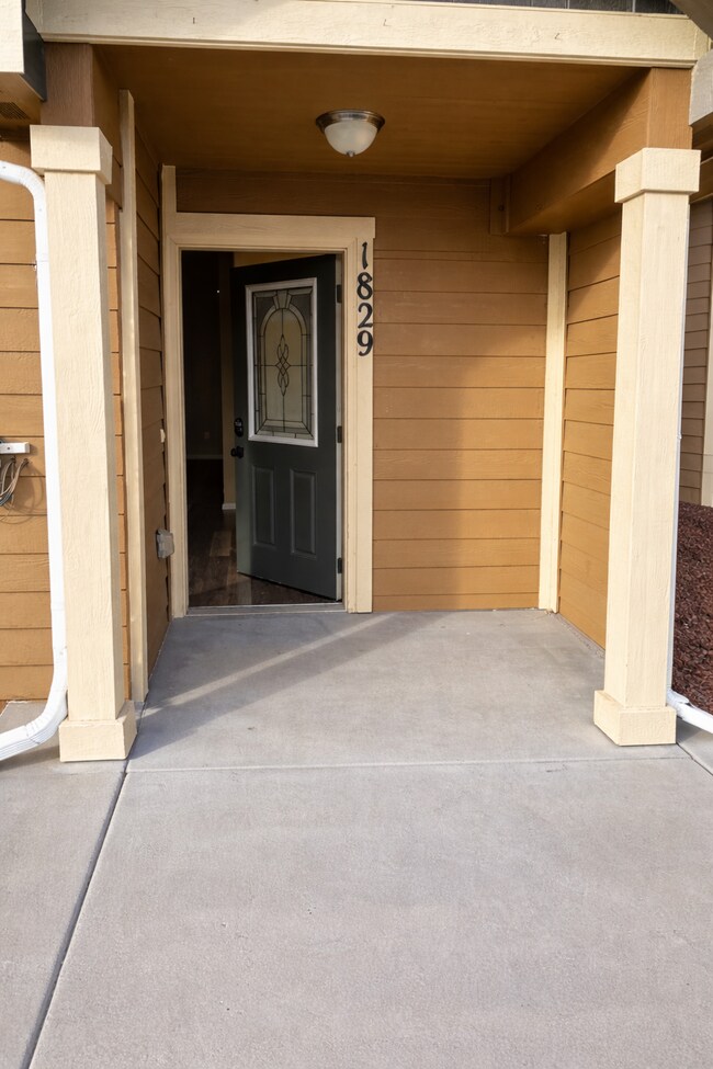 1829 Final View Aly in Colorado Springs, CO - Building Photo - Building Photo