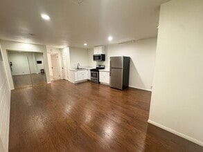 673 Brookside Ln in Sierra Madre, CA - Building Photo - Building Photo