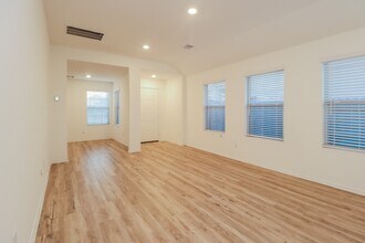 3659 Solanum Dr in Conroe, TX - Building Photo - Building Photo