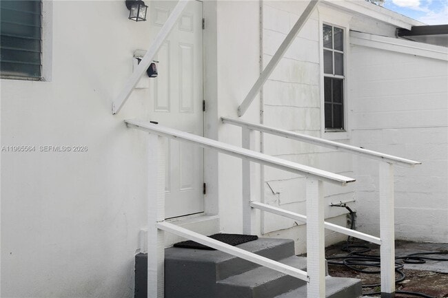 1501 N 58th Ave in Hollywood, FL - Building Photo - Building Photo