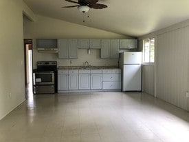 15-2028-2028 15th Ave in Keaau, HI - Building Photo
