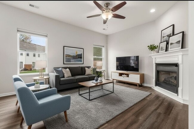 property at 1215 Park Dr