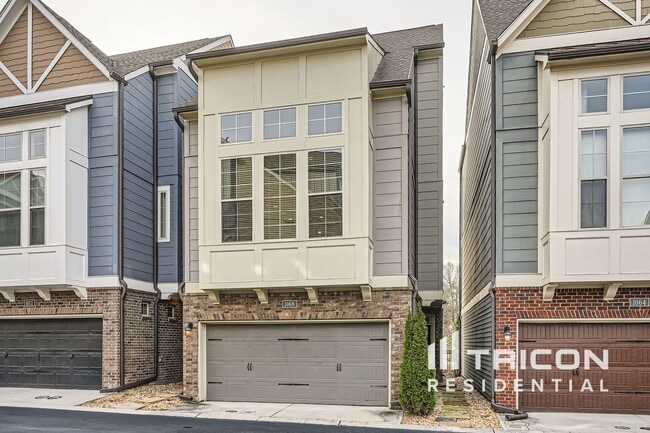 property at 1068 Moorewood Ln S E