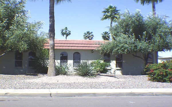 Scottsdale Parkway in Scottsdale, AZ - Foto de edificio - Building Photo