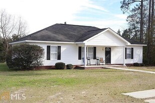 5607 Landings Pkwy in Statesboro, GA - Building Photo