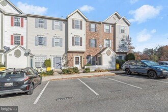 2009 Ripley Point Ct in Odenton, MD - Building Photo - Building Photo