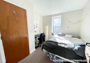 90 Hammond St in Boston, MA - Building Photo - Building Photo