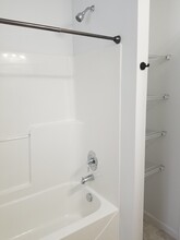 8410 W Campus Dr in Spokane, WA - Building Photo - Building Photo