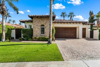 56738 Palms Dr in La Quinta, CA - Foto de edificio - Building Photo