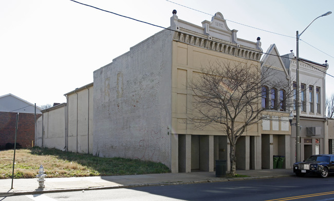 1206 Hull St in Richmond, VA - Building Photo - Building Photo