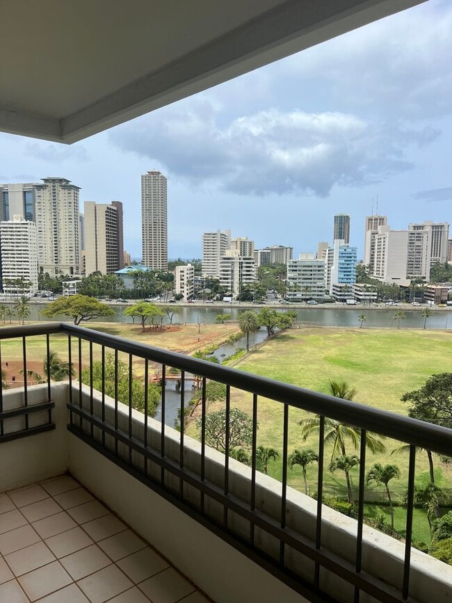 property at 2333 Kapiolani Blvd