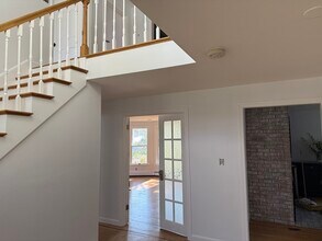 94 Rice St in Wellesley, MA - Building Photo - Building Photo